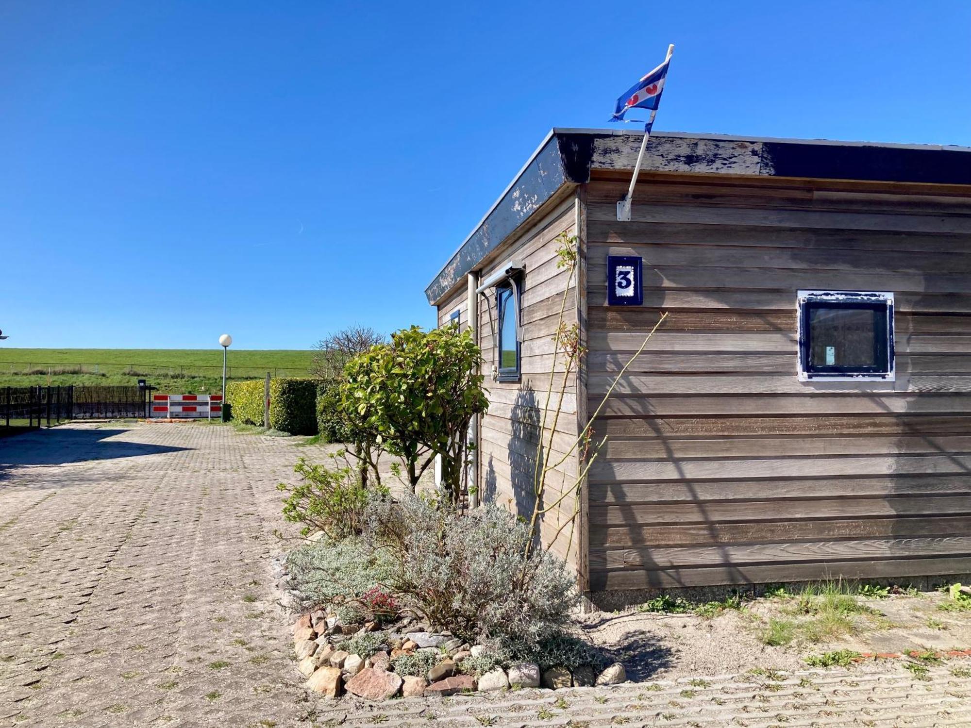 House Marijke With Winter Garden And Direct Access To The Lauwersmeer Anjum Экстерьер фото